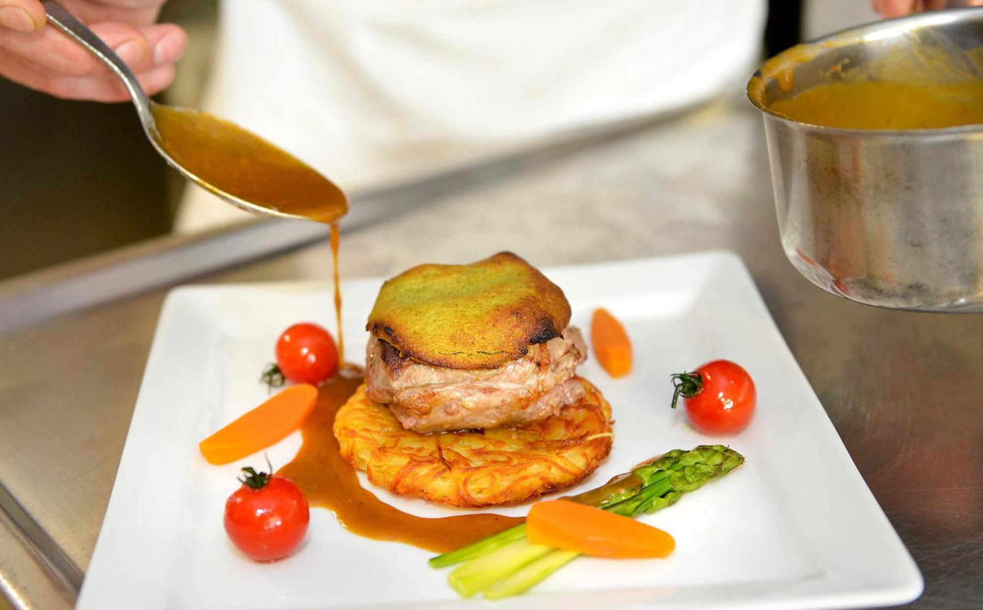 Logis Auberge Du Centre Chitenay エクステリア 写真